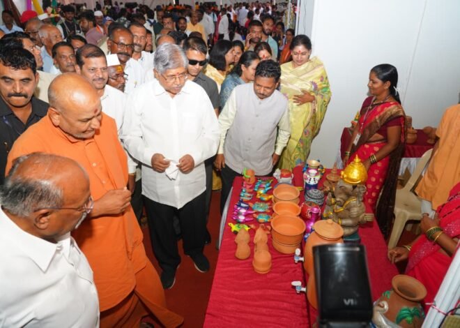 सिद्धगिरीचा कारागीर महाकुंभ हजारो महिलांच्या हाताना रोजगार देणारा ठरेल : मा.ना.चंद्रकांत दादा पाटील* *देशभरातील कारागिरांचा महाकुंभ पाच दिवस चालणार*