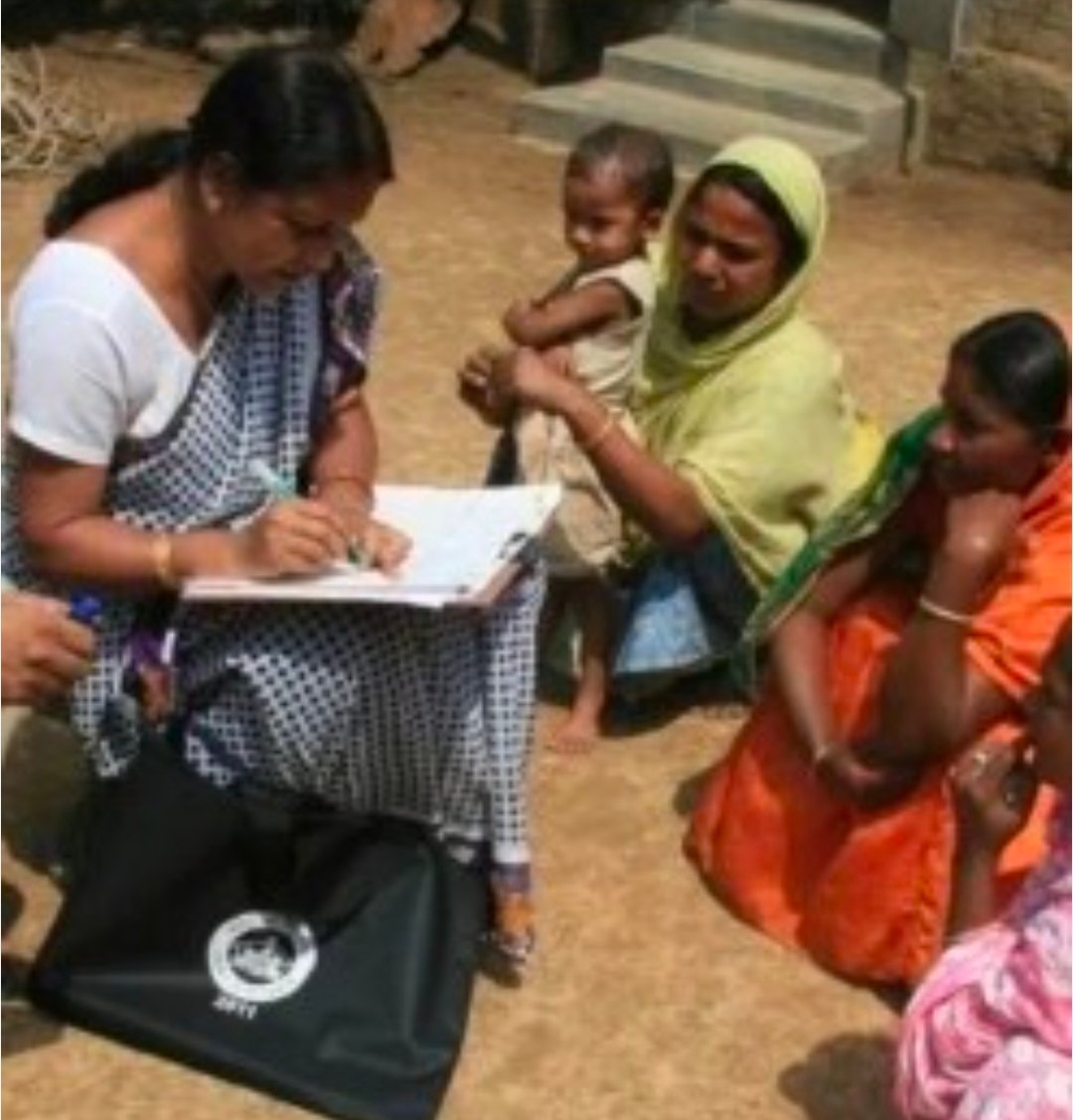 जळगावात जनगणना-२०२७ प्रशिक्षण शिबिरास सुरुवात; दुसऱ्या दिवशीही मार्गदर्शन सुरू* *अधिकारी-कर्मचाऱ्यांना तांत्रिक व प्रायोगिक प्रशिक्षण*