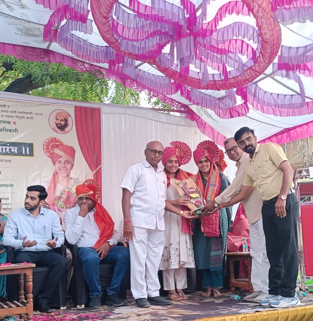 नातवंडांची घवघवीत कामगिरी; खडके गावाचा अभिमान उंचावला!