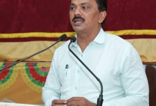 शिक्षक शिक्षकेतरांना मार्च पेड इन एप्रिल चे वेतन मिळणार- अनिल बोरनारे*  *शिक्षक महासंघ संघटनेच्या पाठपुराव्याला यश*