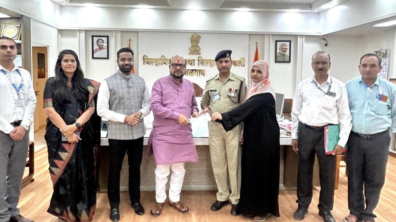 जावेद अहमद यांच्यासारखे जवान हे राष्ट्राची खरी शक्ती; त्यांचा त्याग आणि शौर्य प्रत्येकासाठी प्रेरणादायी” – पालकमंत्री गुलाबराव पाटील