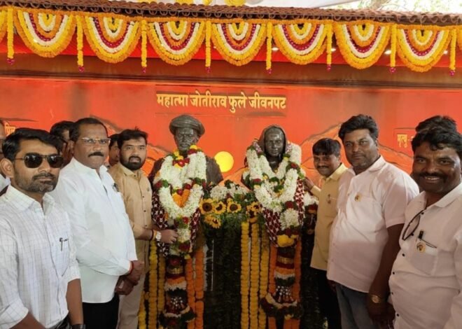 पुणे येथील ‘समता भूमी’ महात्मा फुले वाडा येथे भेट देऊन या महामानवाला रासपा च्या वतीने अभिवादन  *फुले दांपत्यांना भारतरत्न पुरस्काराने सन्मानित करण्याची राष्ट्रीय समाज पक्षाची ठाम मागणी*