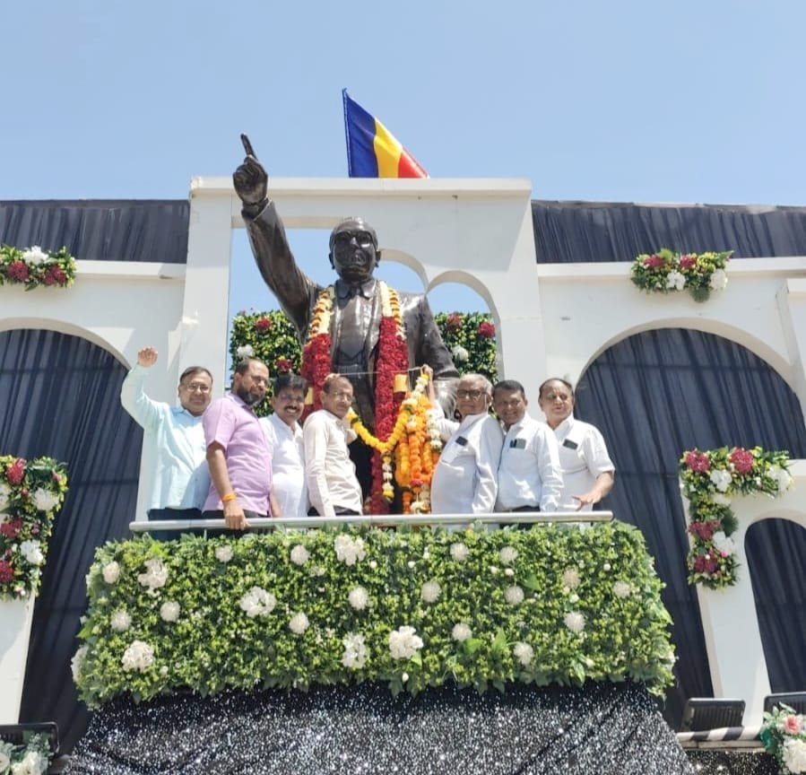 अमळनेरमध्ये डॉ. बाबासाहेब आंबेडकर जयंती उत्साहात; पाडळसरे धरण जनआंदोलन समितीतर्फे अभिवादन