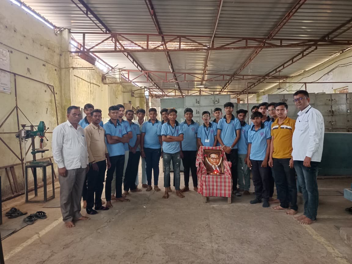 विचारांचे दीप प्रज्वलित! वत्साई आयटीआयमध्ये डॉ. बाबासाहेब आंबेडकर जयंती उत्साहात साजरी ,  विद्यार्थ्यांना बाबासाहेबांच्या कार्याची प्रेरणादायी ओळख; मान्यवरांची उपस्थिती