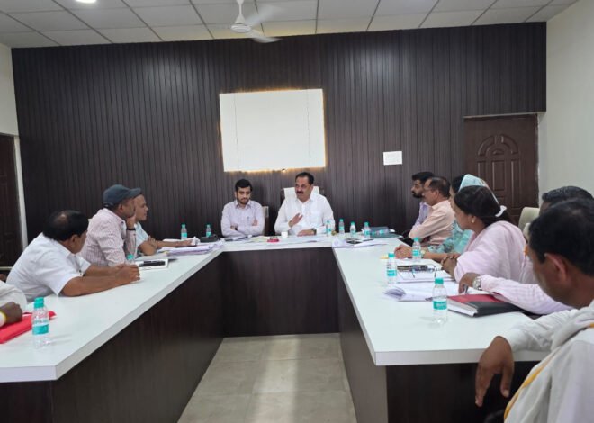 आमदार अनिल पाटील यांनी घेतला शेत पानंद रस्त्यांच्या कामांचा सखोल आढावा  टँकर मागणीच्या प्रस्तावांना चारच मंजुरी द्या-आमदारांचे आढावा बैठकीत निर्देश