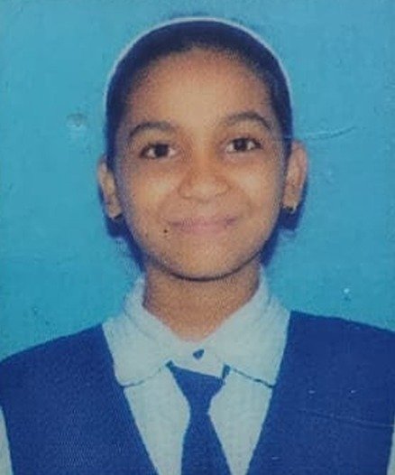 ५ वीच्या निकालात आरा शहाची चमकदार कामगिरी — 90% गुणांसह प्रथम क्रमांक