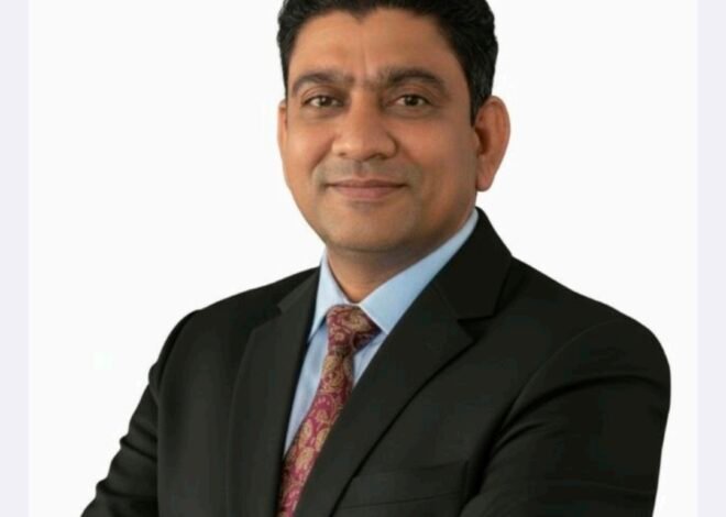 अमळनेर नगरपरिषदेच्या कायदेशीर सल्लागारपदी अँड. कुंदन साळुंखे यांची नियुक्ती; मान्यवरांकडून अभिनंदनाचा वर्षाव