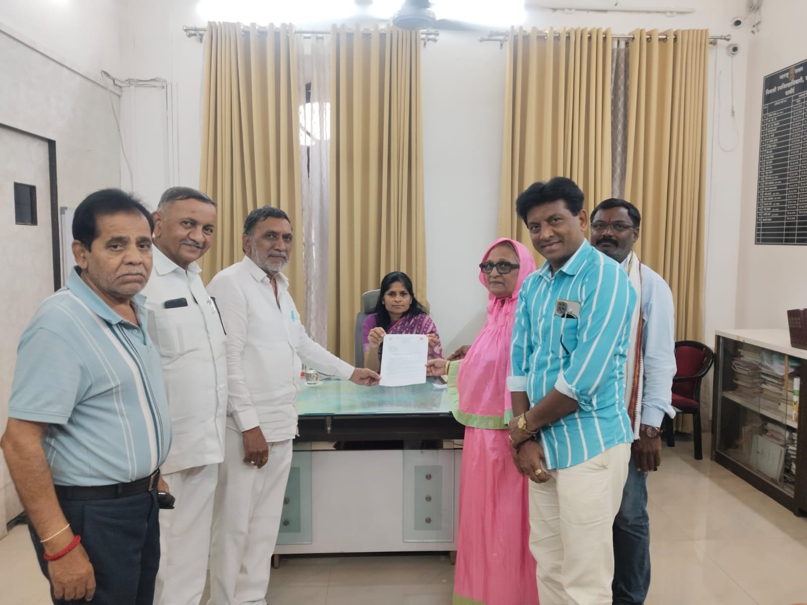 एमआरपीच्या नावाखाली ग्राहकांची लूट थांबवा !”,  अखिल भारतीय ग्राहक पंचायतच्या देशव्यापी आंदोलनात जळगाव जिल्ह्याची जोरदार उडी; उत्पादन खर्च व नफा नियंत्रित करणारा कठोर कायदा आणण्याची मागणी