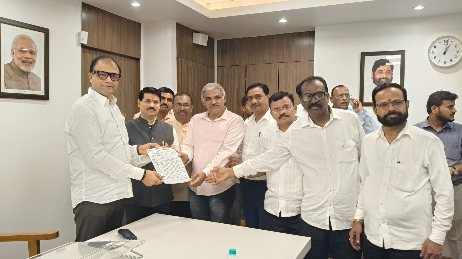 जनगणना व BLO ड्युटीवरील शिक्षकांना मे 2026 चा पूर्ण प्रवास भत्ता द्या ! आमदार ज्ञानेश्वर म्हात्रे सरांचे प्राथमिक व माध्यमिक शिक्षण संचालकांना निवेदन; शिक्षक-शिक्षकेतरांच्या न्याय्य मागणीला दिला आवाज
