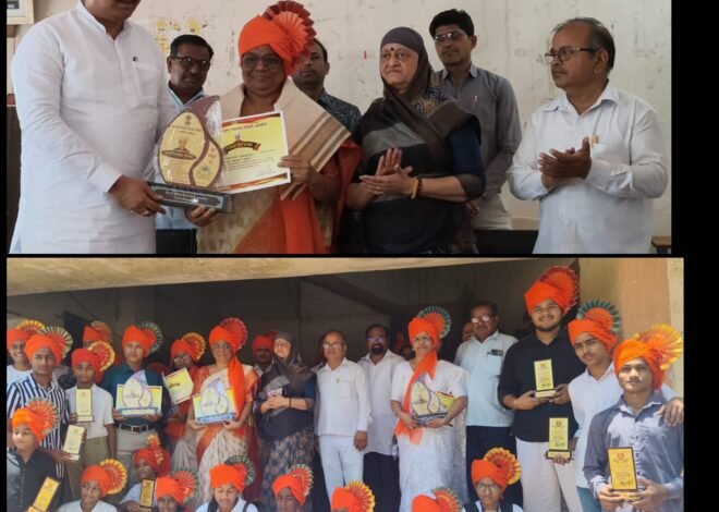 अमळनेरमध्ये आदर्श शिक्षकांचा गौरव; दिव्यांग विद्यार्थ्यांना साहित्य वाटप , महाराष्ट्र दिनानिमित्त पंचायत समिती शिक्षण विभागाचा भव्य उपक्रम – मान्यवरांच्या उपस्थितीत कार्यक्रम उत्साहात संपन्न