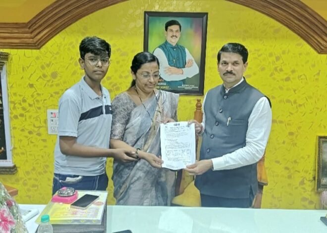 शिक्षक आमदार ज्ञानेश्वर म्हात्रे यांच्या पाठपुराव्याला यश; शिपाई कर्मचाऱ्याला कायमस्वरूपी मंजुरी