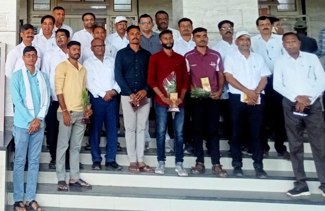 प्रताप महाविद्यालयाची दैदिप्यमान कामगिरी; आणखी चार विद्यार्थ्यांची मुंबई पोलीस दलात निवड, करिअर काउन्सेलिंग सेंटरच्या मार्गदर्शनातून एकूण ११ विद्यार्थ्यांनी मिळवले यश; महाविद्यालयाच्या गुणवत्तापूर्ण प्रशिक्षणाची पुन्हा प्रचिती