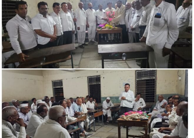 काँग्रेस संघटन बळकटीसाठी कार्यकर्त्यांचा निर्धार , अमळनेर येथे जिल्हाध्यक्ष अविनाश भालेराव यांच्या उपस्थितीत आढावा बैठक उत्साहात संपन्न