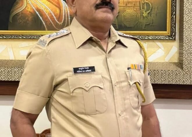 ३४ वर्षांच्या प्रदीर्घ सेवेनंतर पोलिस उपअधीक्षक डॉ. वासुदेव देसले यांचा शनिवारी सेवापूर्ती सत्कार  ,अमळनेर येथे मान्यवरांच्या उपस्थितीत होणार गौरव सोहळा; खासदार, आमदार, माजी मंत्री व वरिष्ठ पोलिस अधिकारी राहणार उपस्थित