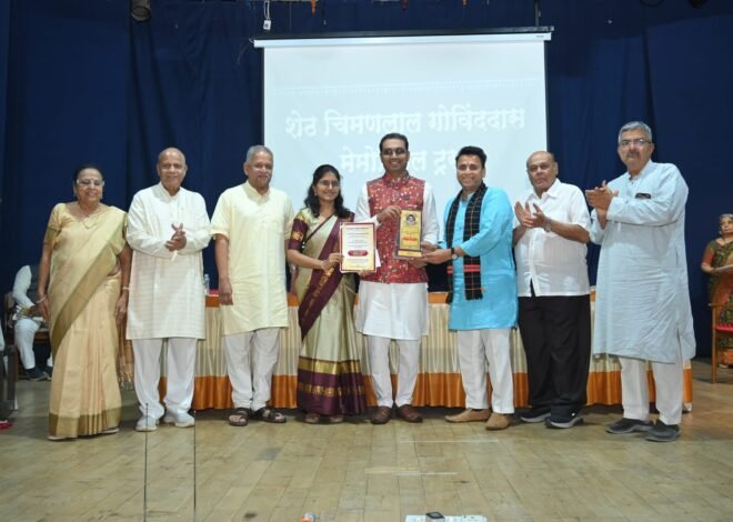 ग्रामीण विज्ञानक्रांतीला राज्याचा सलाम! , वैज्ञानिक दृष्टिकोनाची चळवळ उभी करणारे अनिरुद्ध पाटील ‘सेवागौरव’ पुरस्काराने सन्मानित; पुण्यात मान्यवरांच्या हस्ते गौरव,  ‘मिल के चलो असोसिएशन’च्या नाविन्यपूर्ण उपक्रमांची राज्यस्तरावर दखल; हजारो विद्यार्थ्यांच्या आयुष्यात विज्ञानाची नवी पहाट