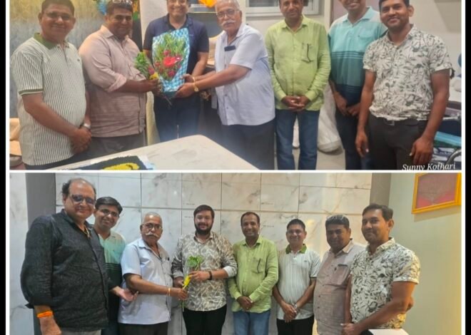 रोटरी क्लब अमळनेरतर्फे डॉक्टर्स डे व सीए डे निमित्त मान्यवरांचा सन्मान, वैद्यकीय व आर्थिक क्षेत्रातील योगदानाला सलाम; पुष्पगुच्छ देऊन व्यक्त केला कृतज्ञतेचा भाव