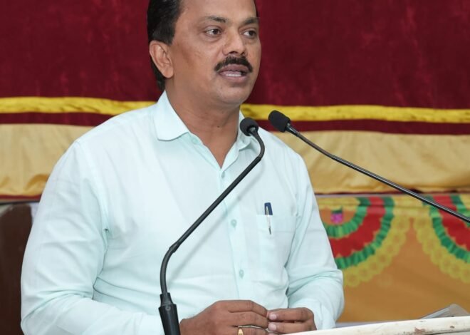 शाळा व ज्युनिअर कॉलेजला मिळणार लिपिक, ग्रंथपाल व प्रयोगशाळा सहाय्यक , राज्यातील अंशतः / पूर्णतः अनुदानित माध्यमिक व उच्च माध्यमिक शाळांतील शिक्षकेतर कर्मचाऱ्यांच्या पदभरतीस मान्यता,  अनिल बोरनारे यांच्या पाठपुराव्याला यश