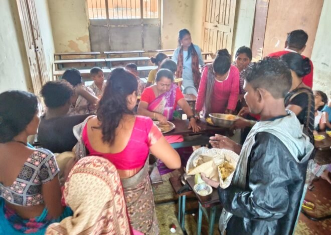 पूराने संसार हिरावला… शिक्षिकेच्या मायेने जगण्याचा दिला नवा आधार!