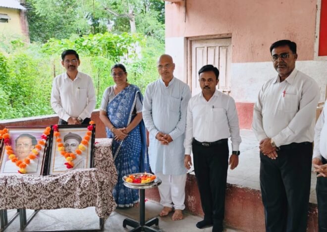 टिळकांच्या राष्ट्रप्रेमाचा आणि अण्णाभाऊंच्या साहित्यसूर्याचा जागर; साने गुरुजी व नुतन विद्यालयात प्रेरणादायी अभिवादन ,  विचार, साहित्य आणि स्वातंत्र्यलढ्याचा वारसा विद्यार्थ्यांसमोर उलगडला; मान्यवरांचे प्रेरणादायी मार्गदर्शन