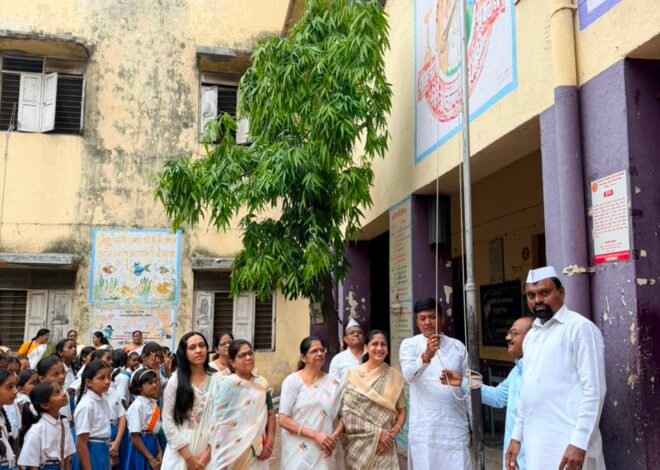 स्वातंत्र्यदिनाचा उत्साह शिगेला; कन्याशाळेत देशभक्तीचा जयघोष