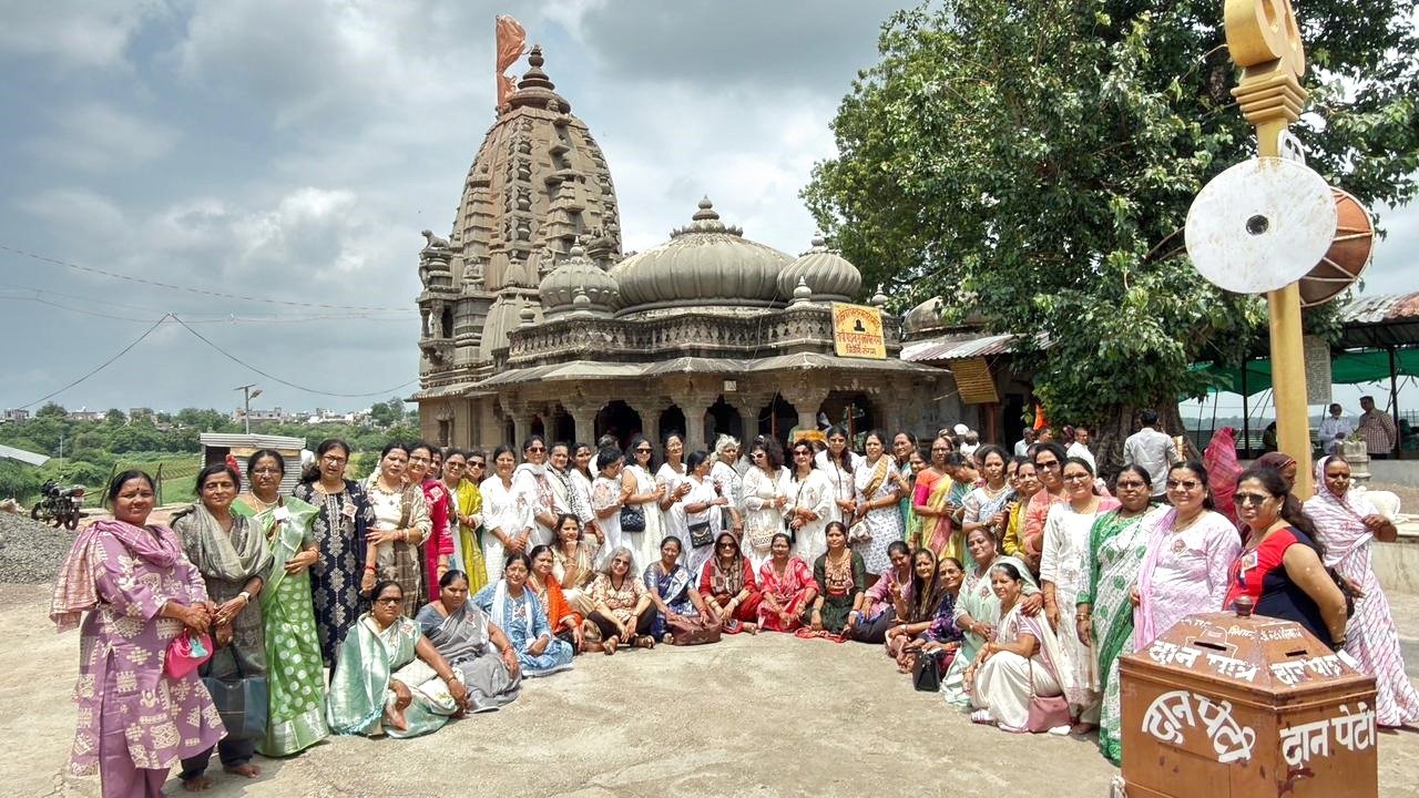 माहेरचा पारिजात‌’अंतर्गत माहेरवाशिणींनी अनुभवली पक्ष्यांची दुनिया! , कपिलेश्वर महादेवांचे दर्शन, निसर्गाच्या सान्निध्यात भोजनासह लुटला विविध गुणदर्शनांचा आनंद