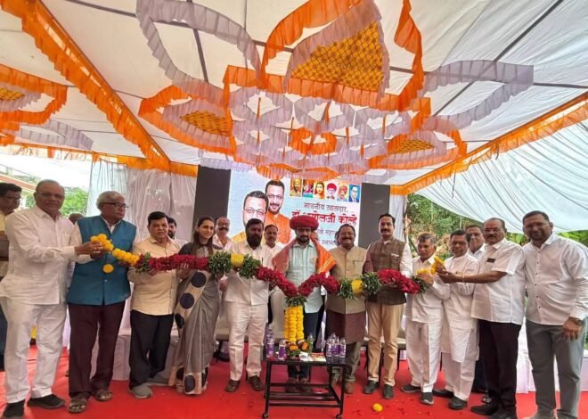 ‘सावित्रीबाई ज्योतिबा फुले’ मालिकेच्या युट्युब प्रसारणासाठी धुळे जिल्हा माळी समाजाचे योगदान  समाजसुधारक फुले दाम्पत्याची विचारधारा जनसामान्यांपर्यंत पोहोचविण्यासाठी सुमारे सहा लाखांचा निधी सुपूर्त