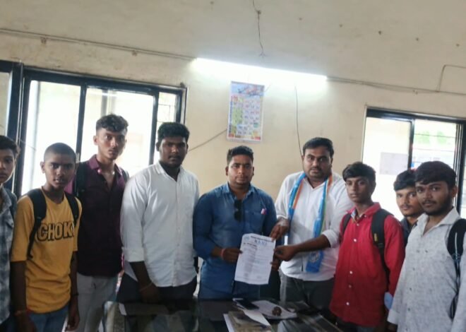 हिंगोणेतील एसटी बससेवा सुरळीत करण्याची मागणी,  विद्यार्थ्यांसह नागरिकांच्या गैरसोयींकडे NSUIने वेधले आगार प्रशासनाचे लक्ष