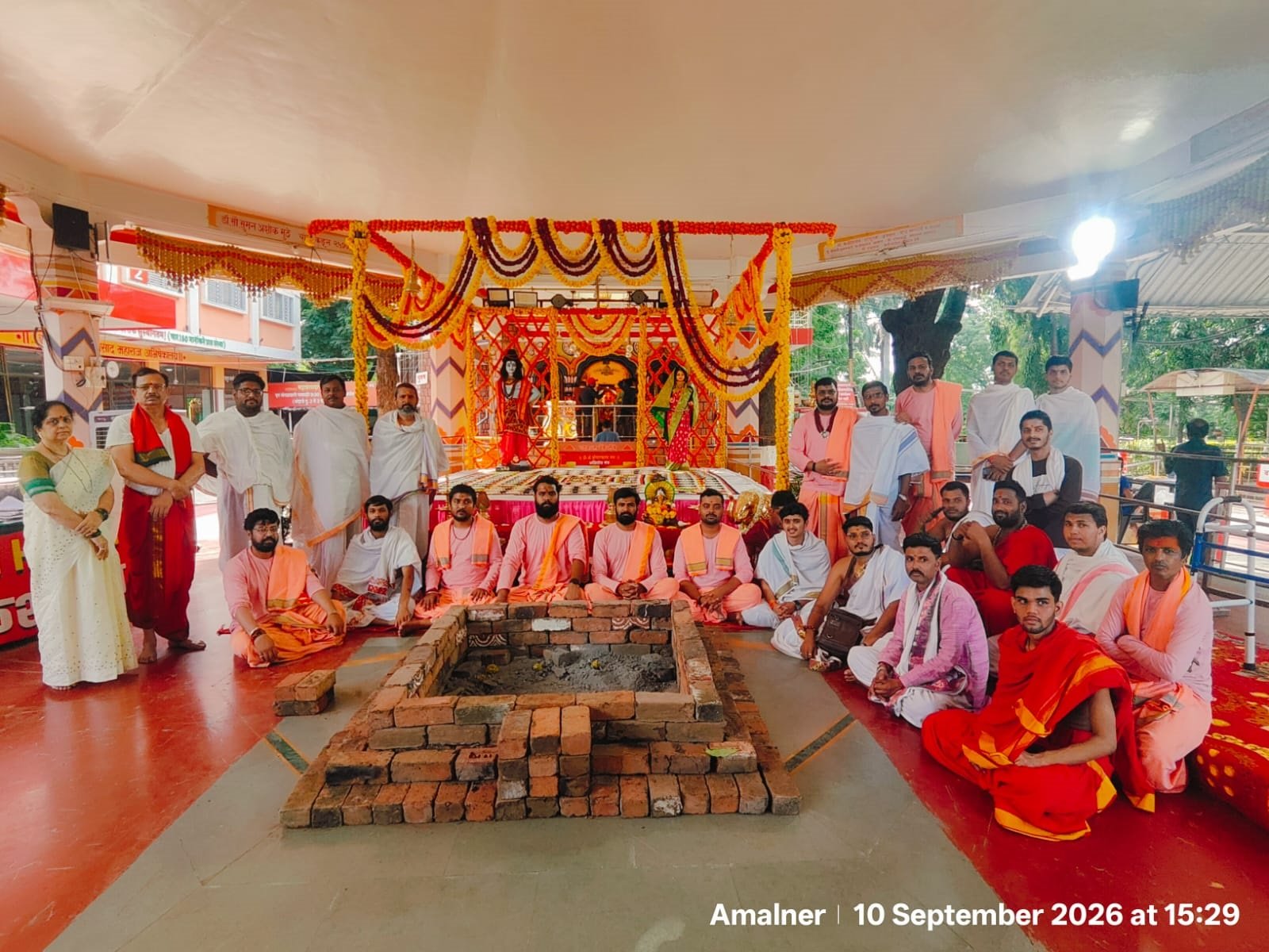 गणपतींंचे स्मरण करत लोककल्याणासाठी केला उपसंकल्प  श्री मंगळग्रह देवांचा पंचामृतासह रुद्र अभिषेक : आज दुपारी पूर्णाहुती